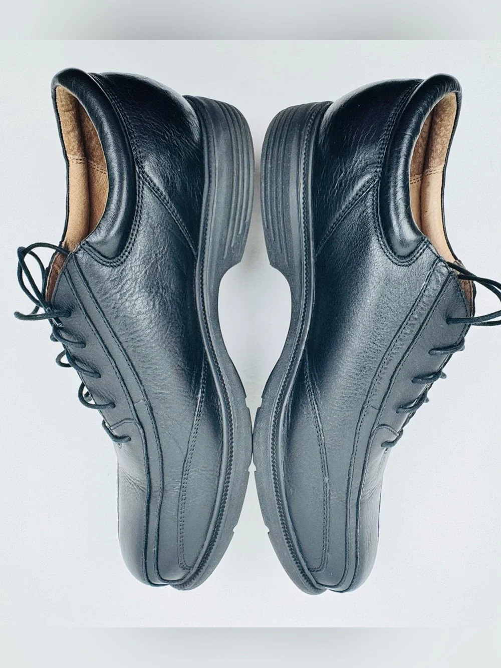 Abeo Landry black leather men's walking oxfords. Size 11.5N. Built in orthotics.